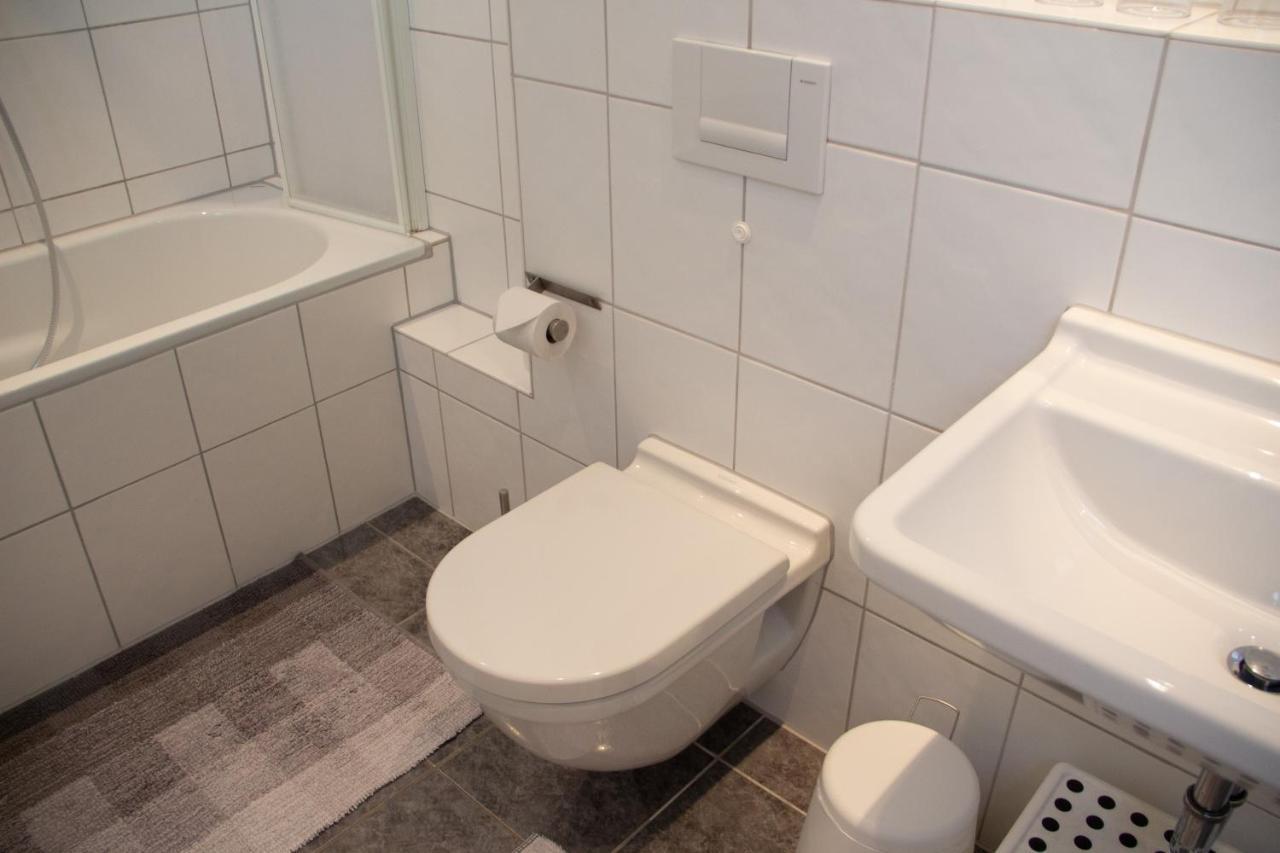 Ferienwohnung Hufelandstern Bis 7 Personen - Mit E-Ladesaeule! Bad Wildungen Esterno foto